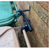 Wheelie bin clamps secure one bin or twobins